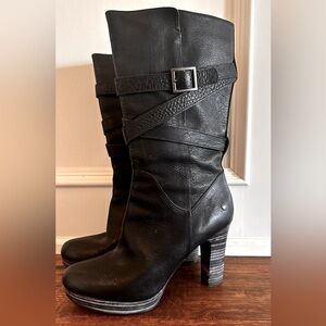 UGG Leather Mid calf boot Size 8.5